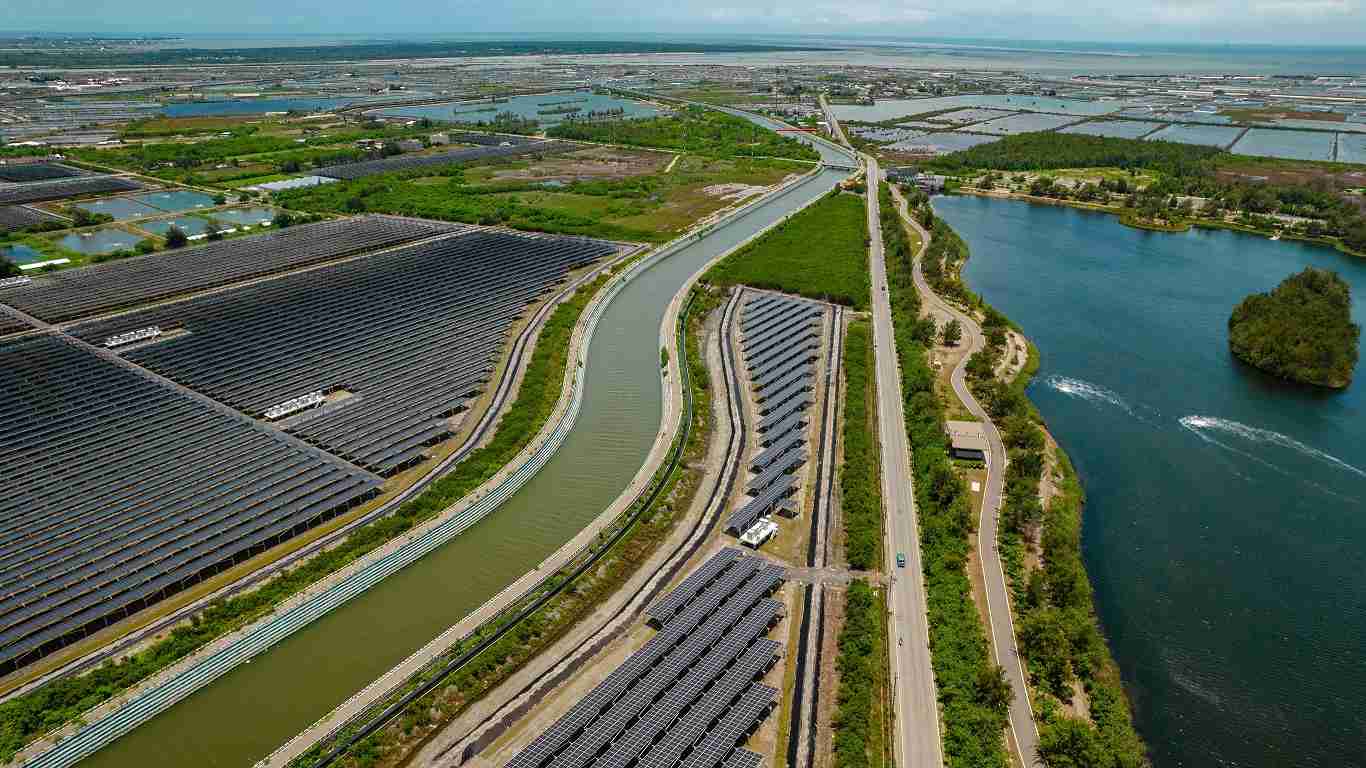 彩神vll能源事业提供智慧能源管理、、、太阳能监控管理、、、、全方位电厂建置及运维解决方案，，并拥有管理超过6000案场的经验